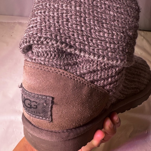 UGG Gray Knit Heeled Boots - Picture 14 of 14
